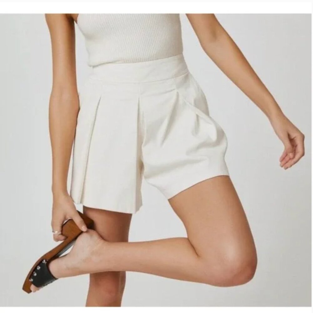Anthropologie Maeve Pleated Paperbag Waist Shorts Ivory 12 High Rise Tailored